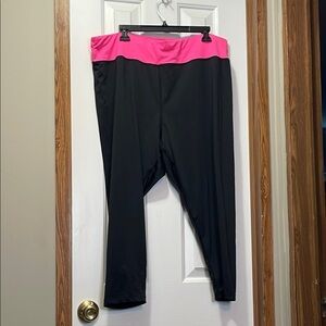 Zone Pro Black and Pink Capris with Wide Waistband 3X